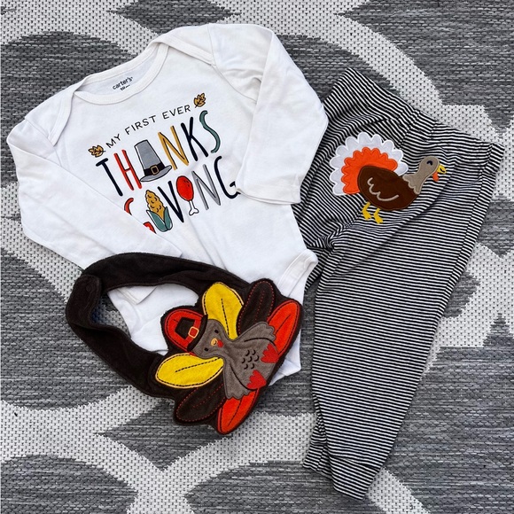Carter's Other - Baby size 18 months My First Thanksgiving EUC